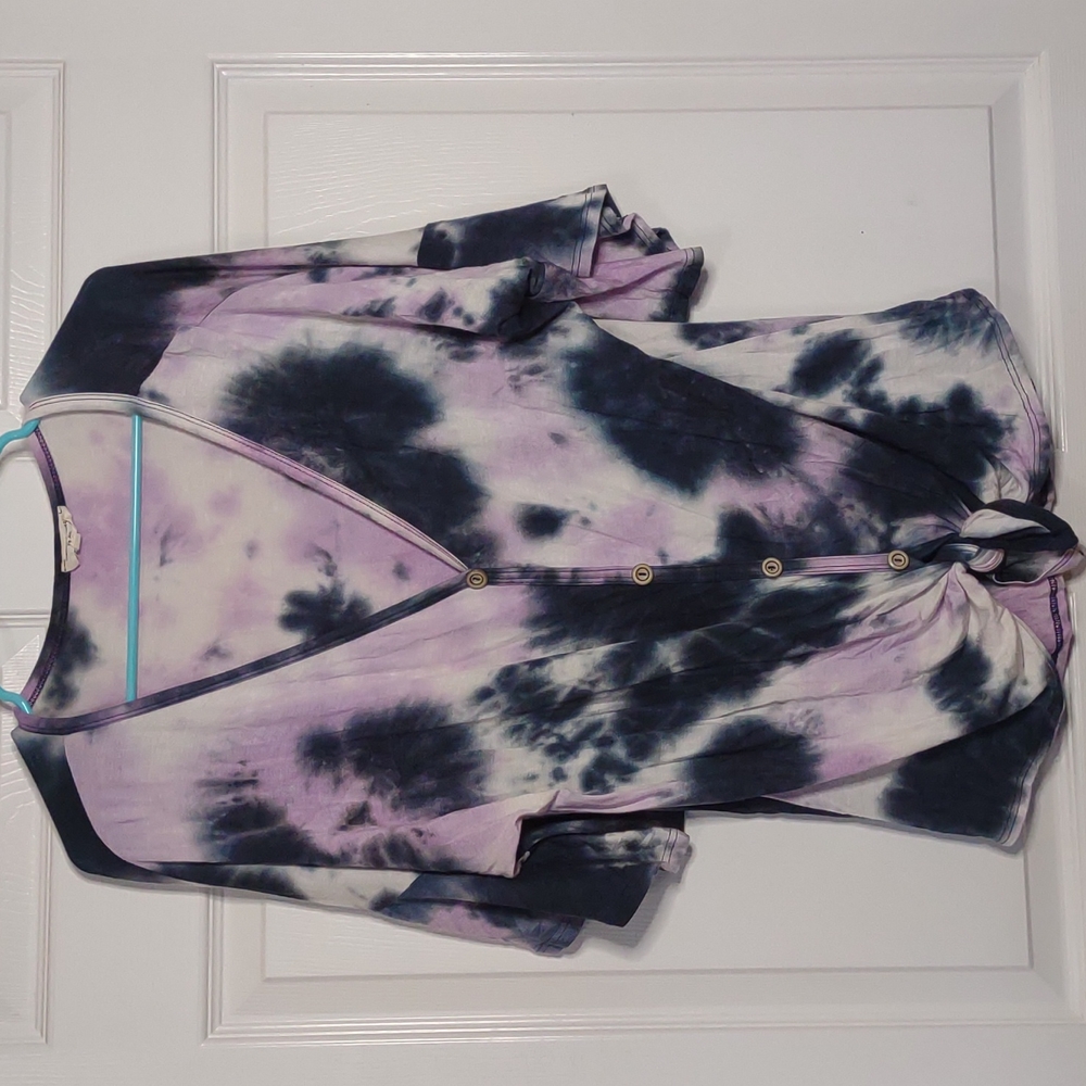 Sweet Love Tie-dye Purple and Navy Blue button down front tie top, size Large